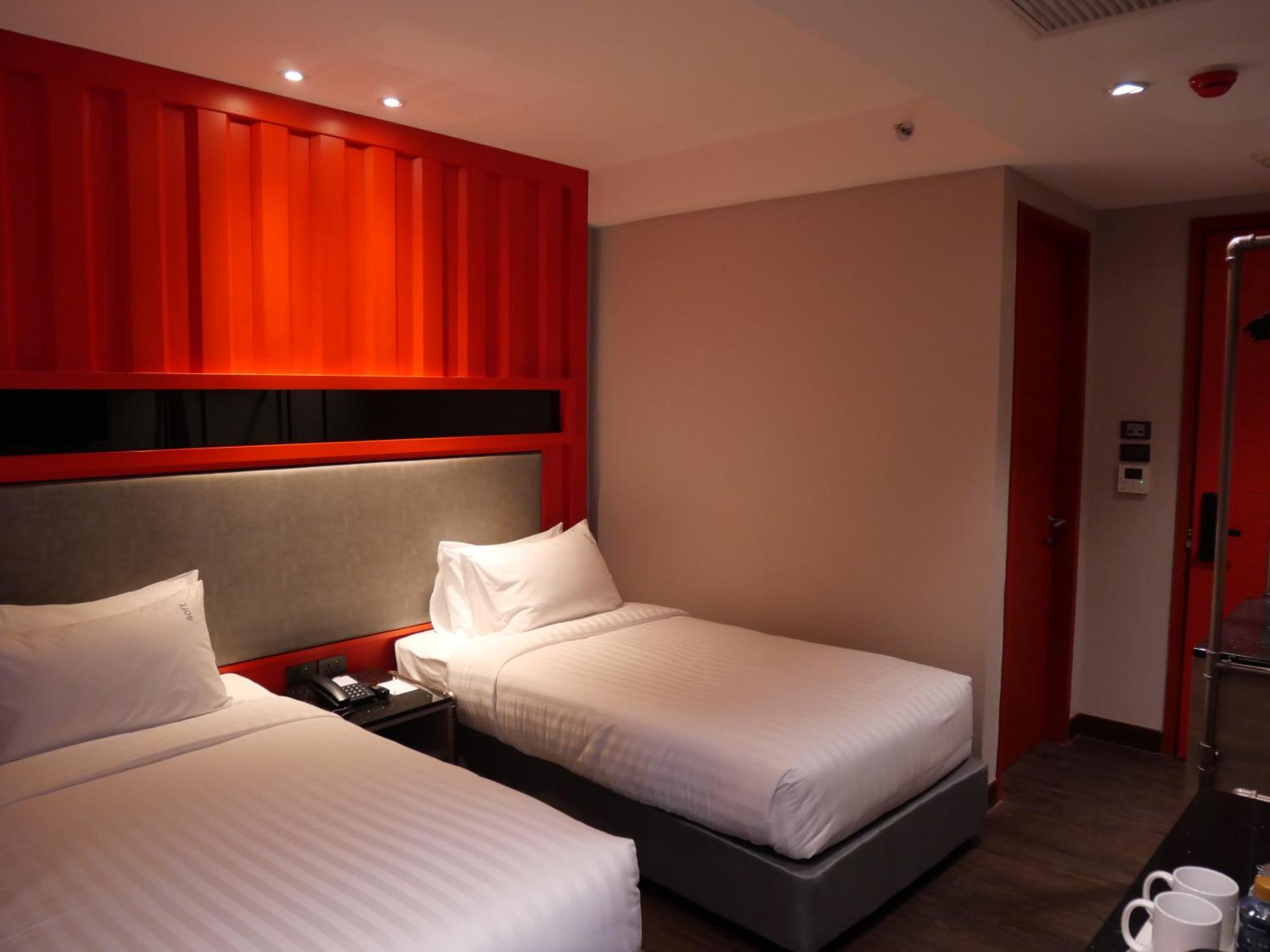 T2 The Portal Sukhumvit Hotel Banguecoque Exterior foto