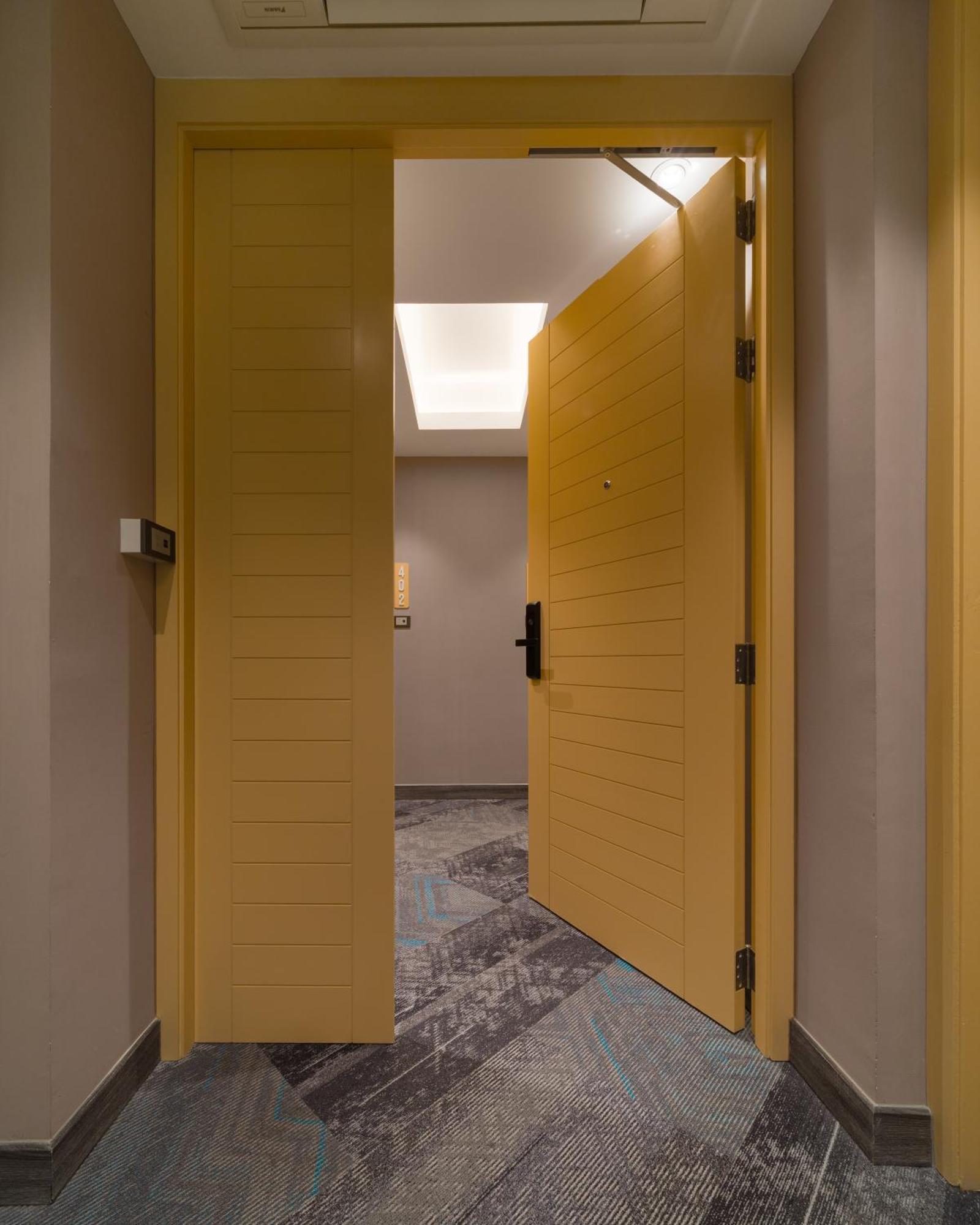 T2 The Portal Sukhumvit Hotel Banguecoque Exterior foto